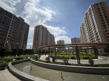 2-комн. новостройка - м. Элмляр Академиясы - 50 м²