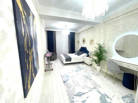 3-комн. новостройка - Насиминский р. - 110 м²