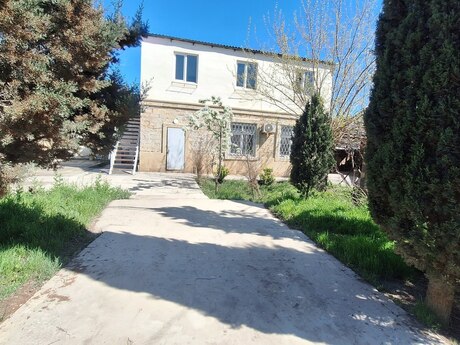4-комн. дом/дача - пос. Бинагади - 120 м²