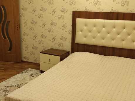 3-комн. новостройка - м. Иншаатчылар - 110 м²