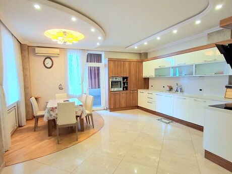 5 otaqlı yeni tikili - Elmlər Akademiyası m. - 250 m²