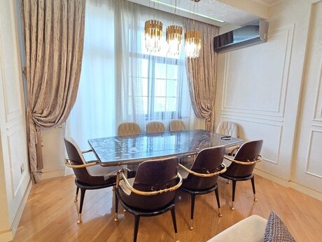 2-комн. новостройка - м. Элмляр Академиясы - 88 м²