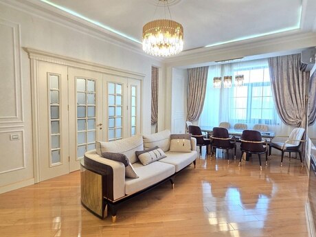 2-комн. новостройка - м. Элмляр Академиясы - 88 м²