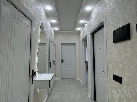3-комн. вторичка - м. Ази Асланов - 60 м²