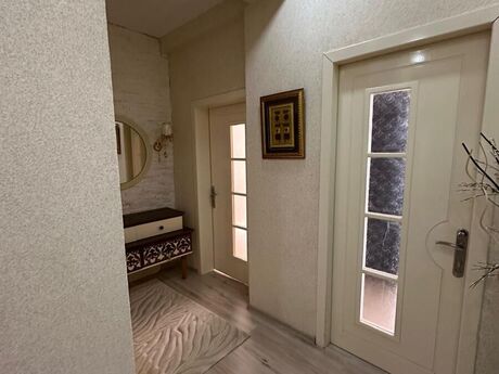 4 otaqlı yeni tikili - Yeni Yasamal q. - 134 m²