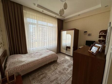 4 otaqlı yeni tikili - Yeni Yasamal q. - 134 m²