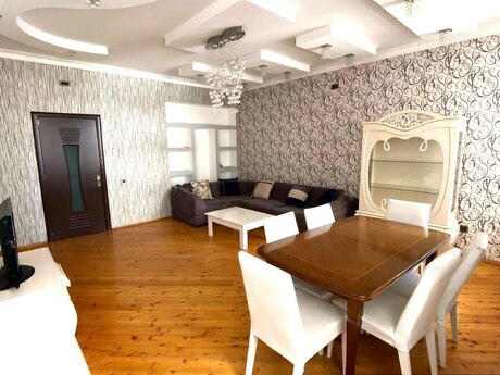 3-комн. новостройка - м. Ази Асланов - 120 м²