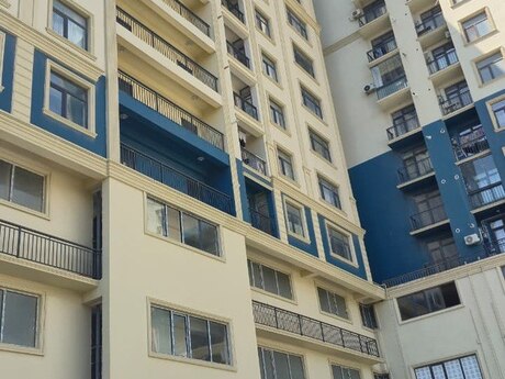 2-комн. новостройка - м. Иншаатчылар - 60 м²