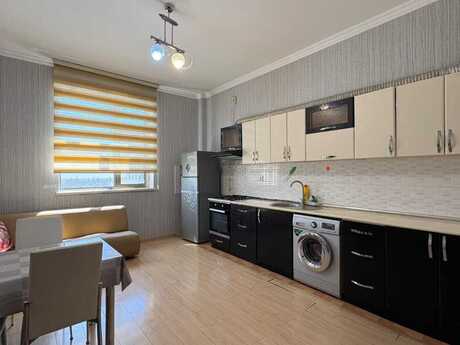 4-комн. новостройка - м. Элмляр Академиясы - 146 м²