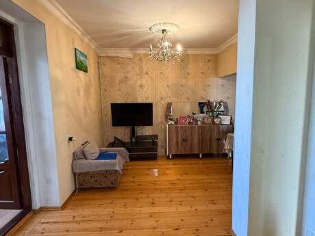 5-комн. вторичка - м. Ази Асланов - 112 м²