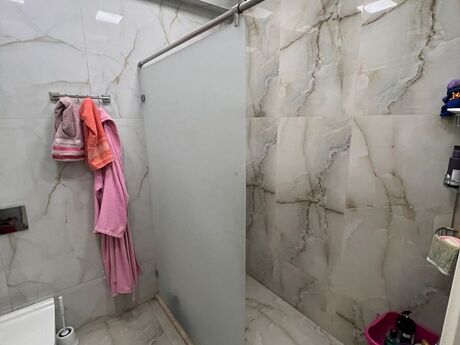 1-комн. новостройка - м. 28 мая - 60 м²
