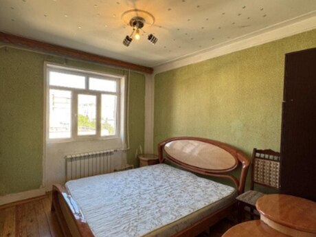 2-комн. вторичка - м. Ахмедлы - 63 м²
