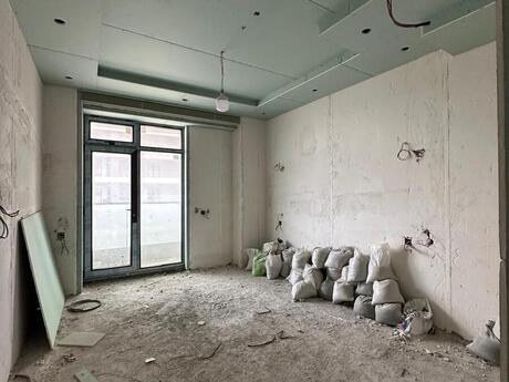 3-комн. новостройка - Ясамальский р. - 148 м²