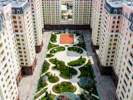 3-комн. новостройка - м. Элмляр Академиясы - 120 м²