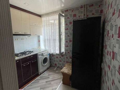 1 otaqlı köhnə tikili - Yasamal r. - 50 m²