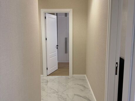 3-комн. новостройка - м. Иншаатчылар - 80 м²