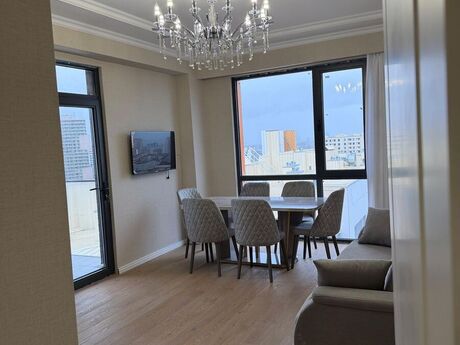 3 otaq · 80 m² · 18/19 mərtəbə, İnşaatçılar