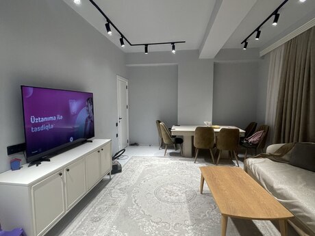 3 otaqlı yeni tikili - Azadlıq Prospekti m. - 74 m²