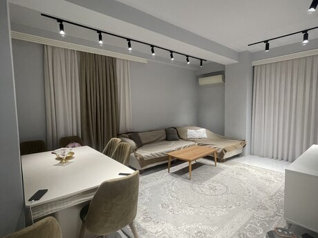 3 otaqlı yeni tikili - Azadlıq Prospekti m. - 74 m²