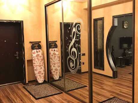 3-комн. новостройка - м. Низами - 135 м²