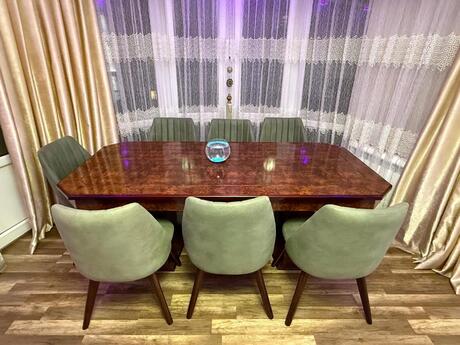 3-комн. новостройка - м. 8 ноября - 135 м²