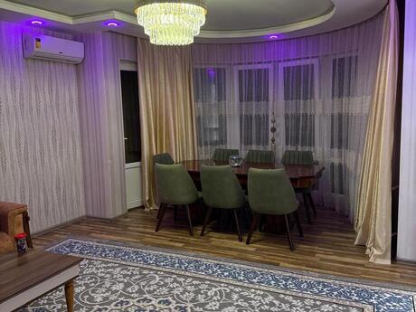 3-комн. новостройка - м. 8 ноября - 135 м²