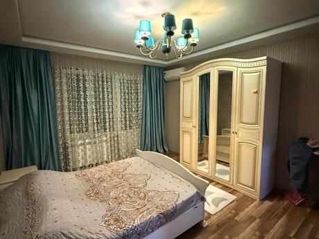 3-комн. новостройка - м. 8 ноября - 135 м²