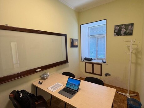 3-комн. вторичка - м. Низами - 45 м²
