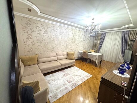 3-комн. новостройка - м. Нариман Нариманов - 130 м²