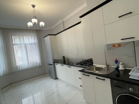 2-комн. новостройка - м. Шах Исмаил Хатаи - 70 м²