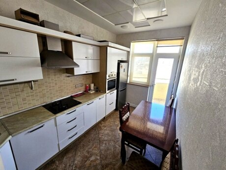 3-комн. новостройка - м. Шах Исмаил Хатаи - 90 м²