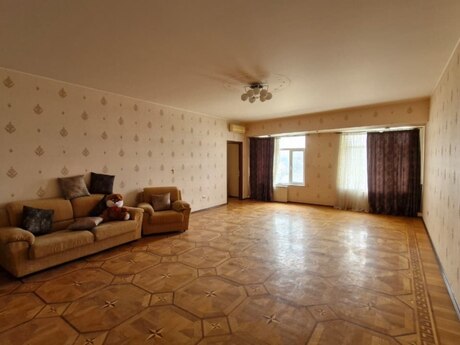 2 otaqlı yeni tikili - Elmlər Akademiyası m. - 170 m²