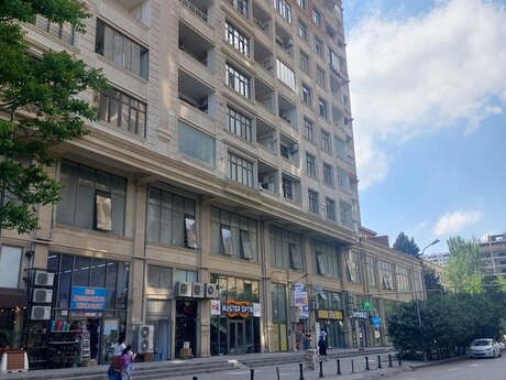 Объект - м. Нариман Нариманов - 330 м²