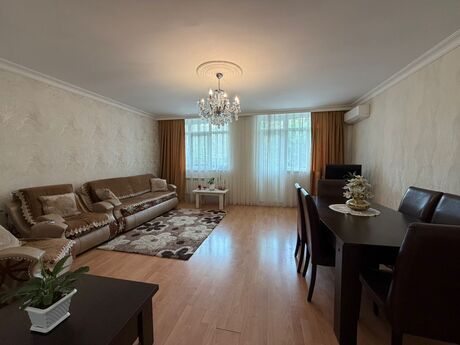 4-комн. новостройка - м. Ази Асланов - 118 м²