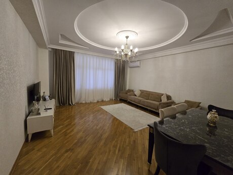 3 otaqlı yeni tikili - Qara Qarayev m. - 122 m²