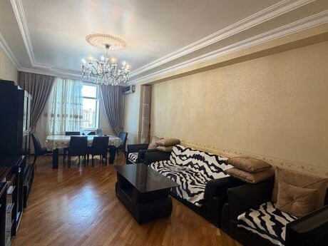 3-комн. новостройка - пос. 7-ой мкр - 115 м²