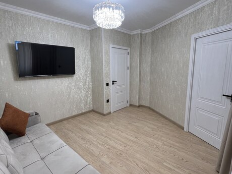 2-комн. новостройка - м. Иншаатчылар - 50 м²