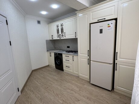 2-комн. новостройка - м. Иншаатчылар - 50 м²