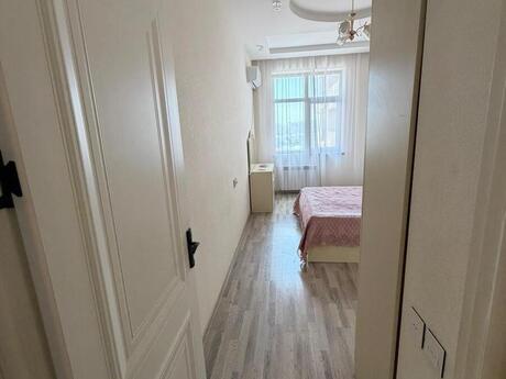 2-комн. новостройка - м. 20 января - 65 м²