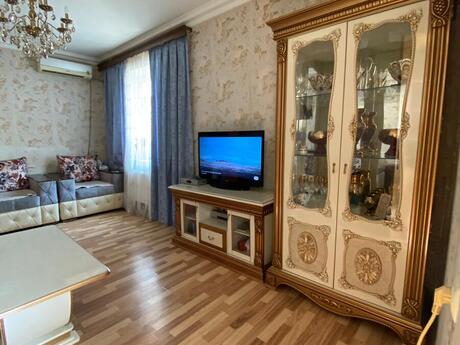 2-комн. вторичка - м. Шах Исмаил Хатаи - 50 м²
