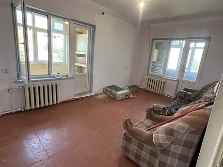 1 otaqlı köhnə tikili - Əhmədli q. - 41 m²