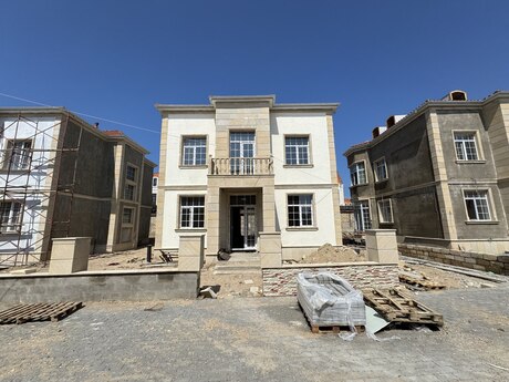 5 otaqlı həyət evi/bağ evi - Sea Breeze q. - 370 m²