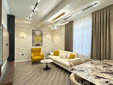 3 otaqlı yeni tikili - Əhmədli m. - 106 m²