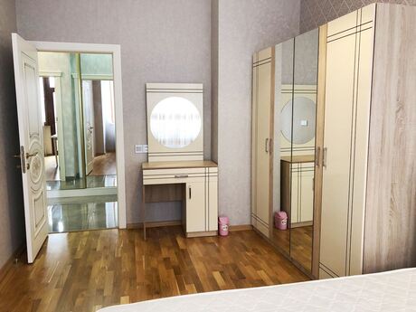 2 otaqlı yeni tikili - Qara Qarayev m. - 70 m²