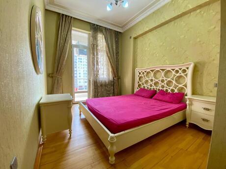 2 otaqlı yeni tikili - 8 Noyabr m. - 55 m²