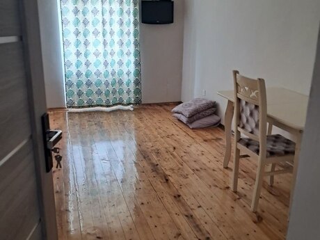 2 otaqlı köhnə tikili - Nəriman Nərimanov m. - 60 m²