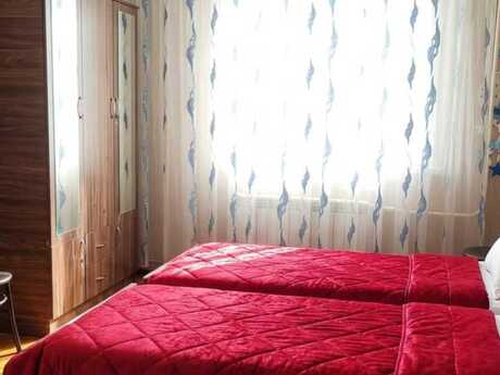 4 otaqlı yeni tikili - Şah İsmayıl Xətai m. - 230 m²