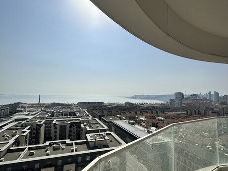 4 otaqlı yeni tikili - Ağ şəhər q. - 225 m²