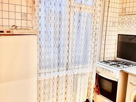 1 otaqlı yeni tikili - Qara Qarayev m. - 45 m²