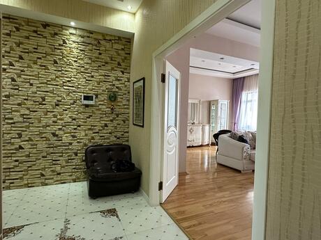 3 otaqlı yeni tikili - 28 May m. - 145 m²